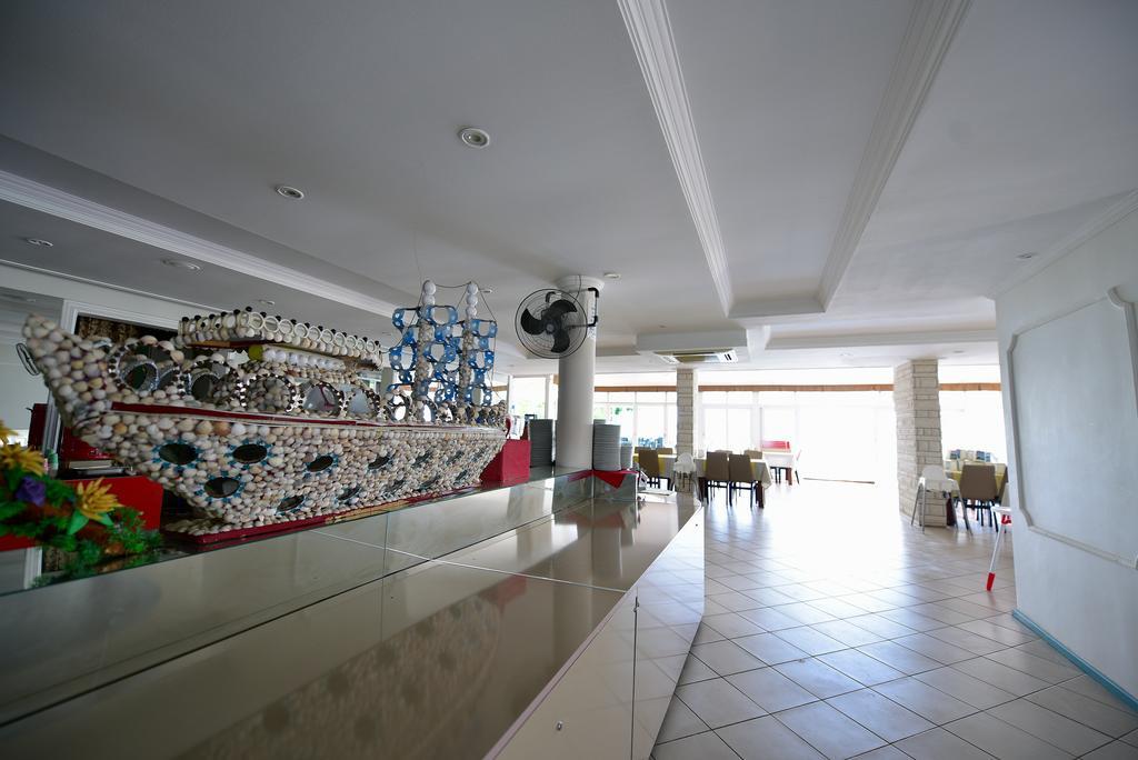 Alder Hotel Айвалик Екстер'єр фото