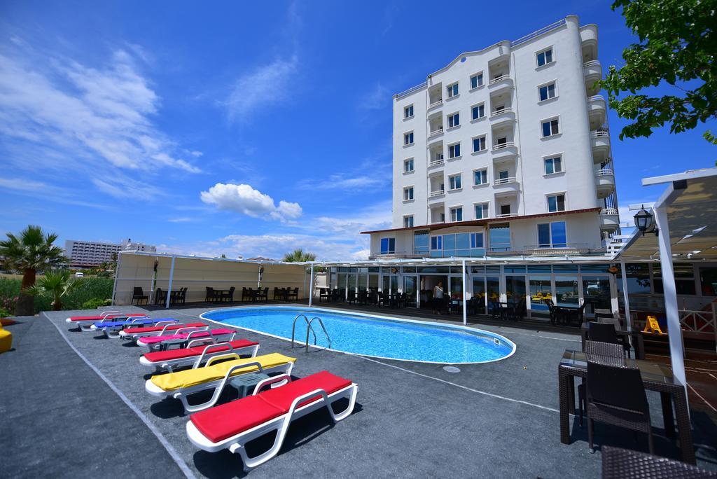 Alder Hotel Айвалик Екстер'єр фото
