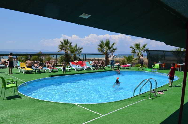 Alder Hotel Айвалик Екстер'єр фото